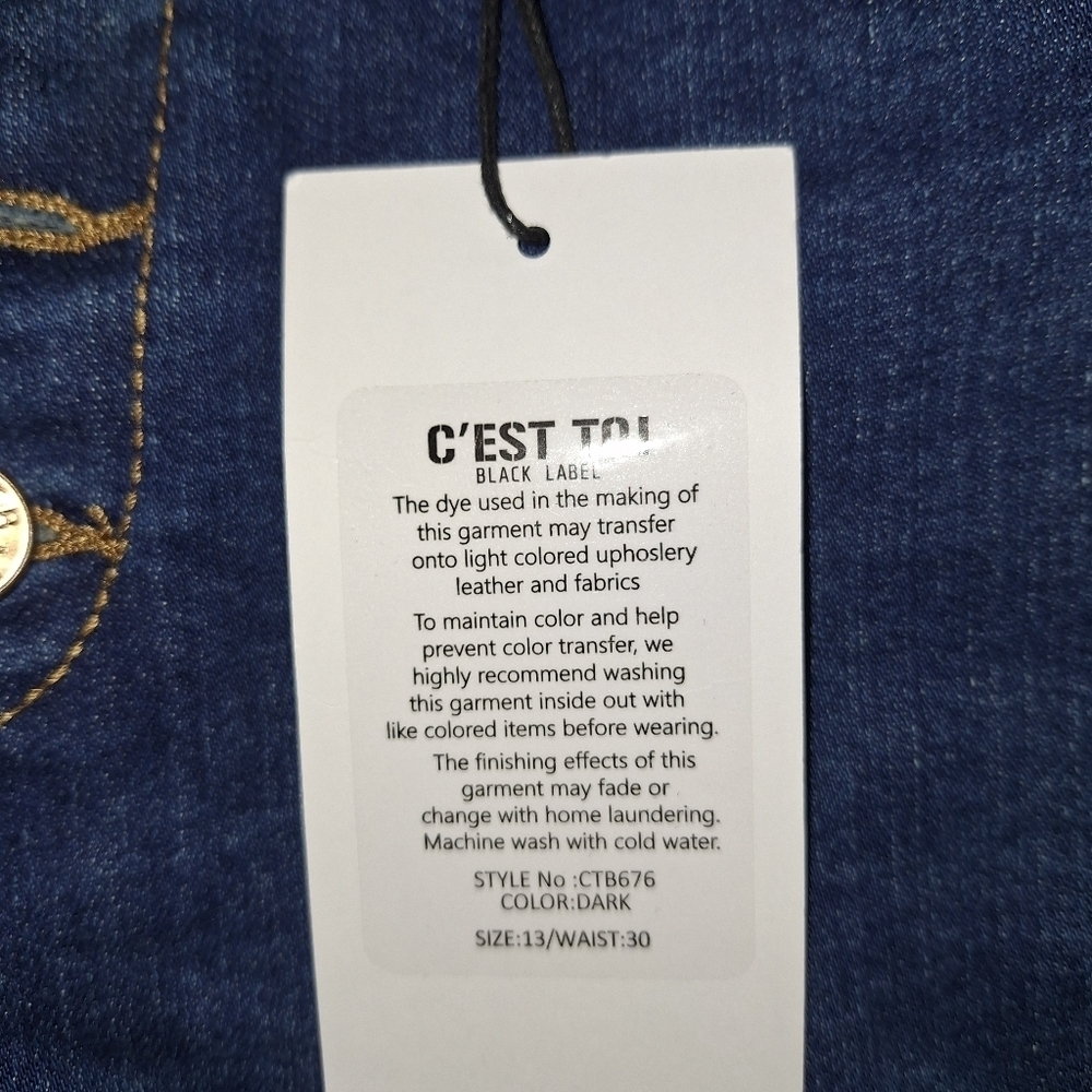 C'est Toi mid-rise button-down wide flare Bell Bottom denim jeans In a 13/30. - Picture 2 of 8